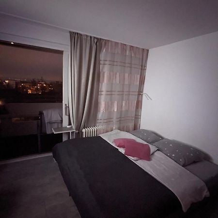 Apartment Корнвестхайм Екстериор снимка